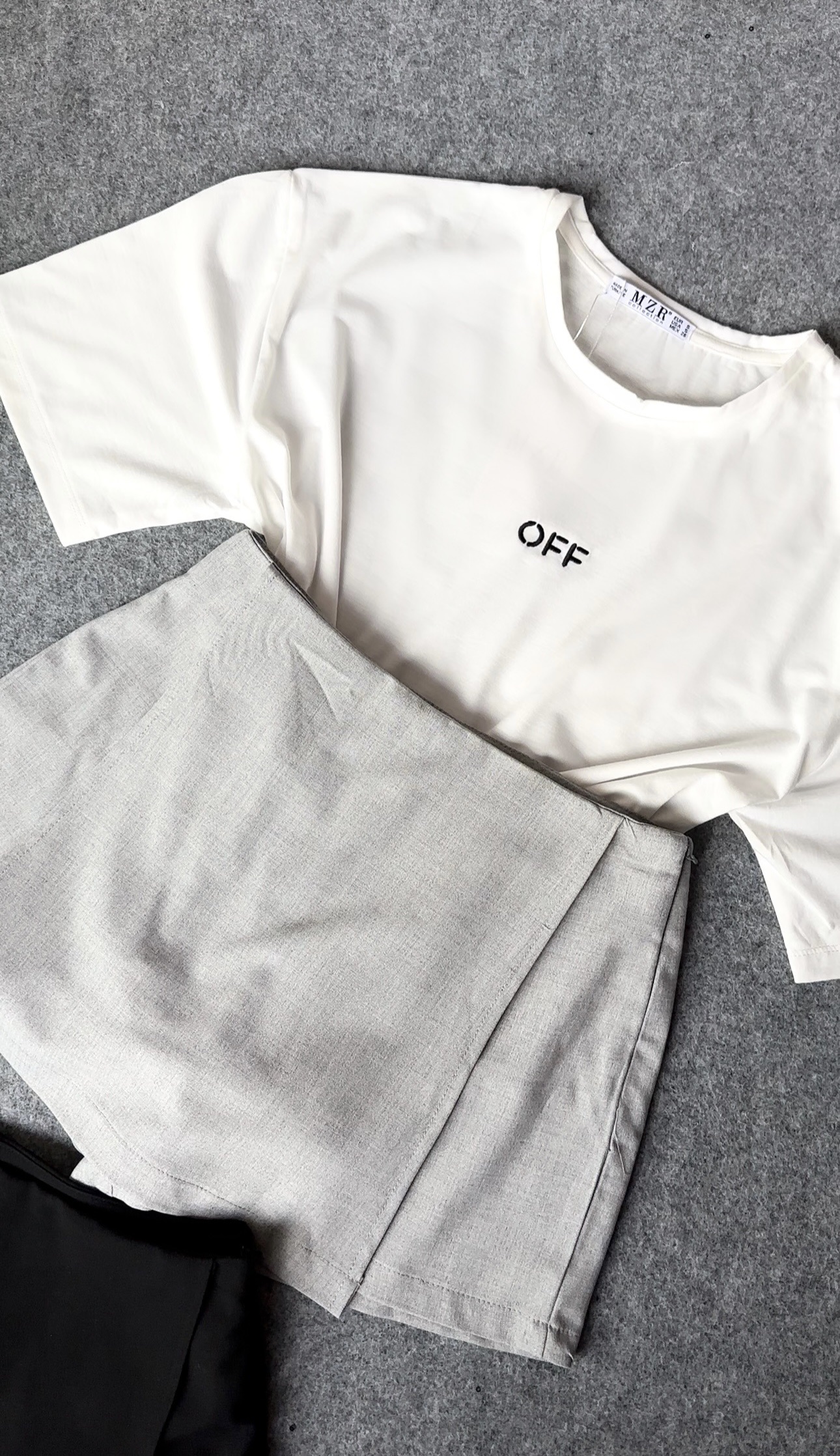 Off T-shirt